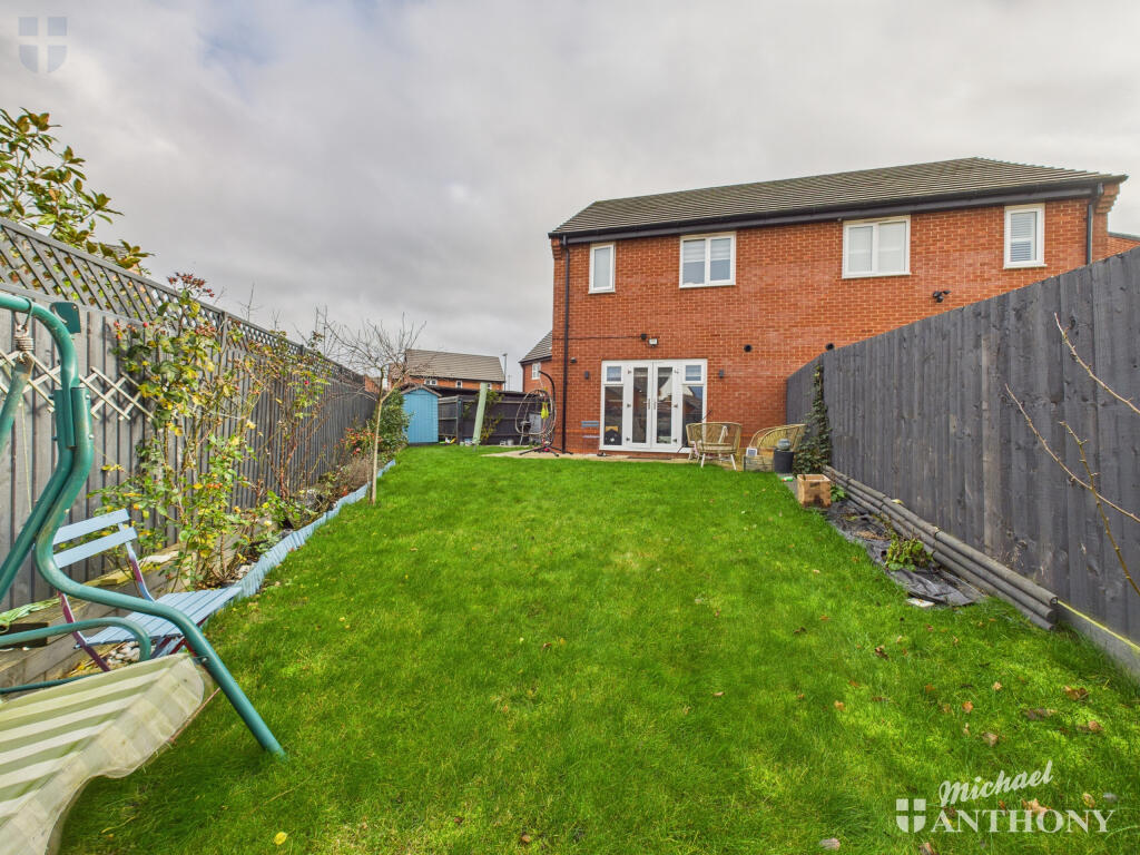 CAM03852G0-PR0493-STILL015