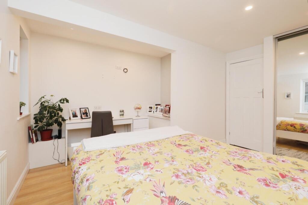 BEDROOM NO.3