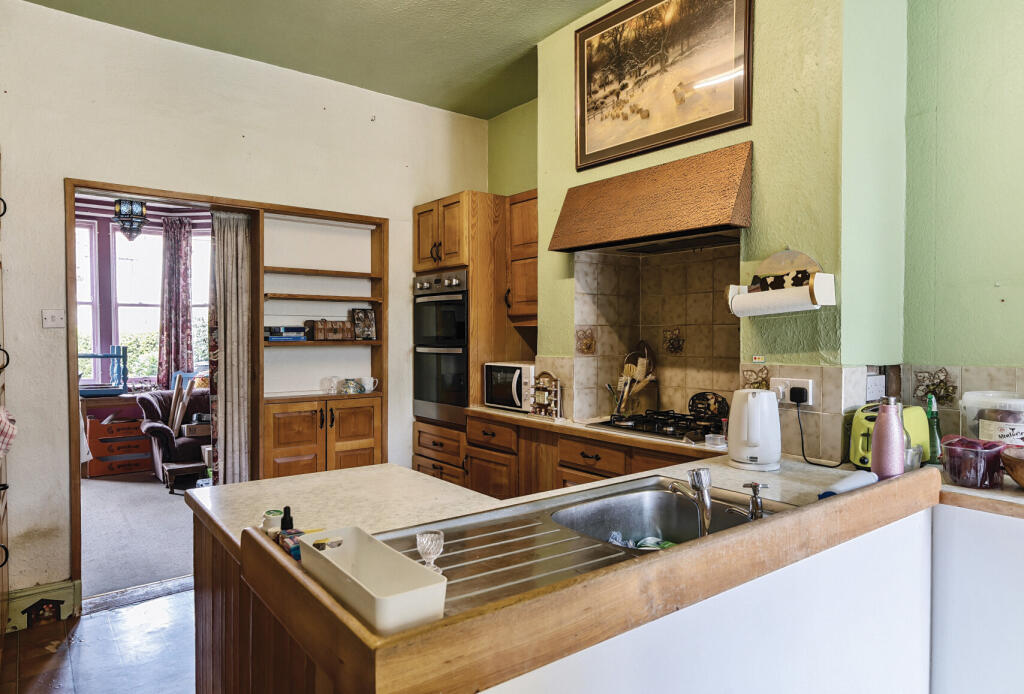 12-6823445b7737e-...