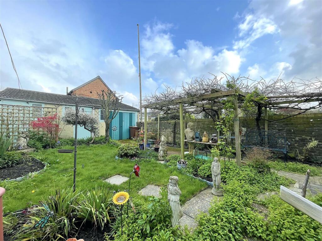 Garden (5).jpeg