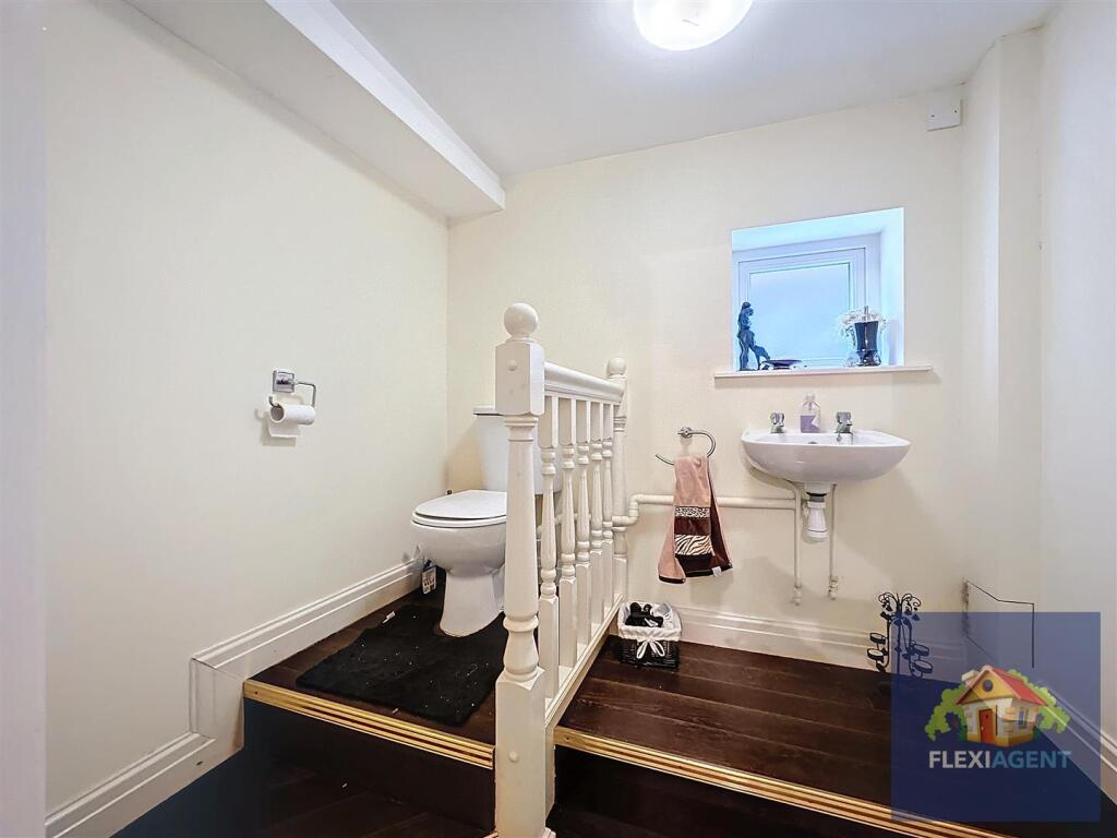 Basement WC