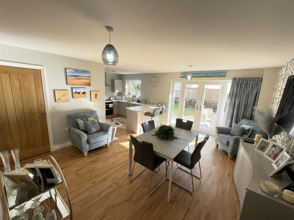 Photo 12-09-2025, 16 13 21.jpg