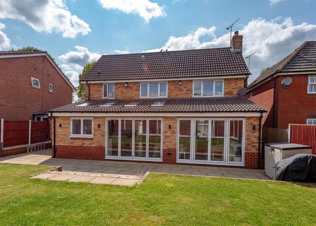 9 Virginia Drive-External.jpg