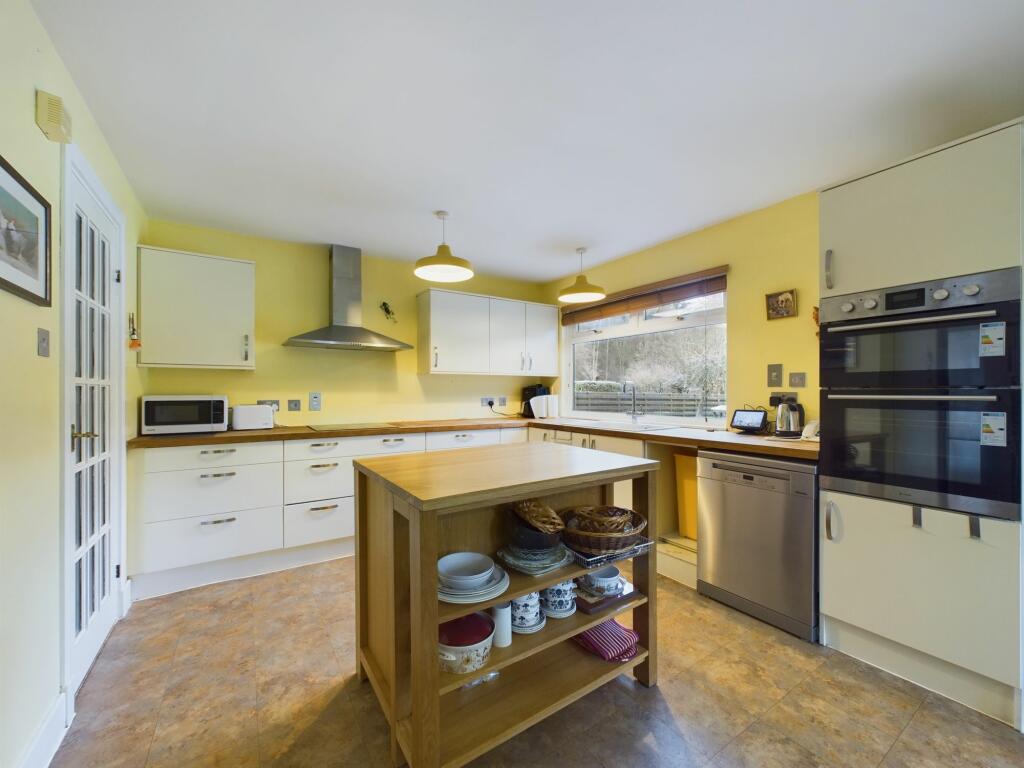 Kitchen/ Dining/Family Room