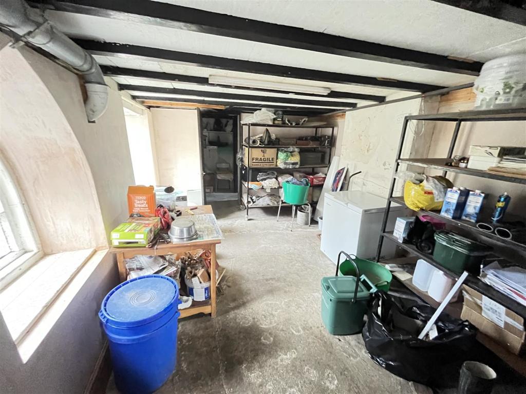 REAR STORE ROOM