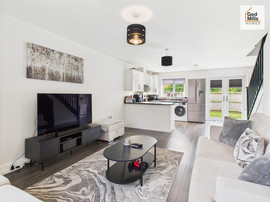 CAM04261G0-PR0043...