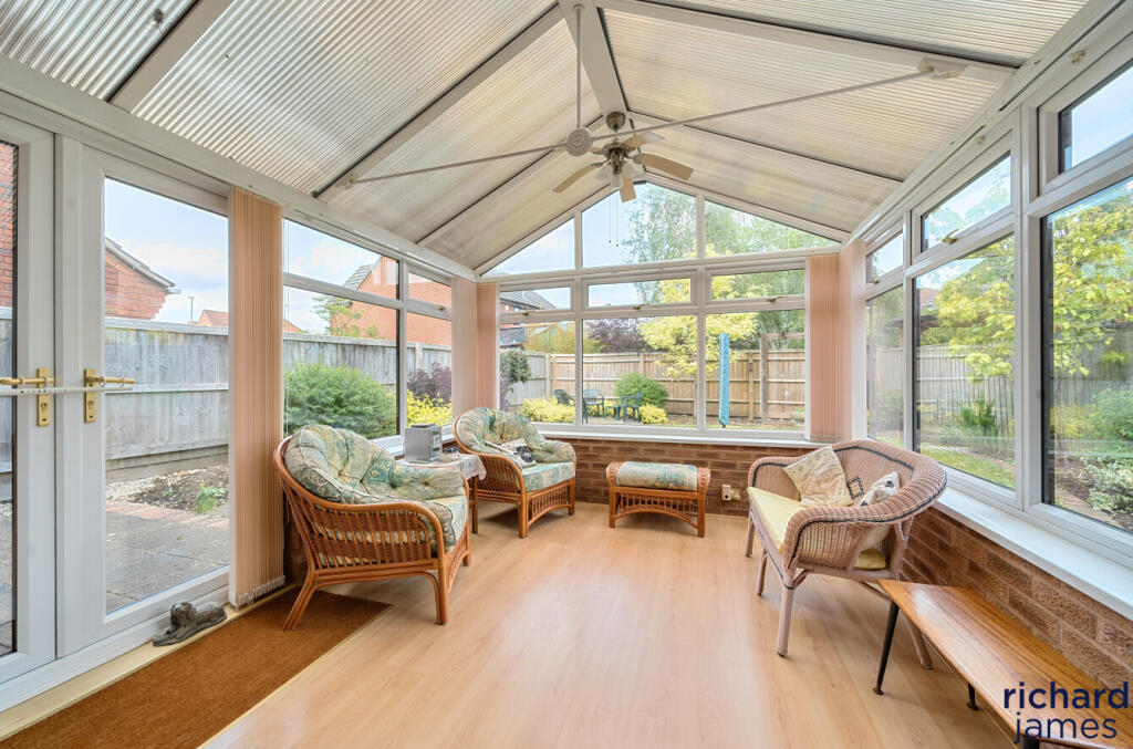 df2433975bc24fd4b40c85ff3733e1b0