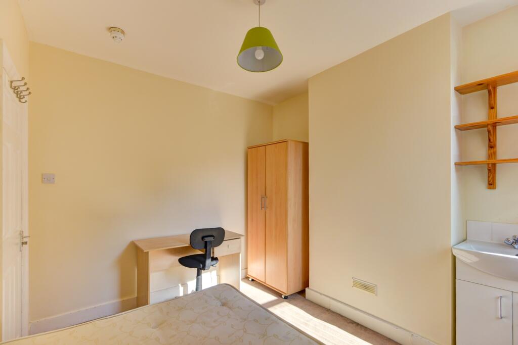 4 Coronaton Street Bedroom 3 (1)