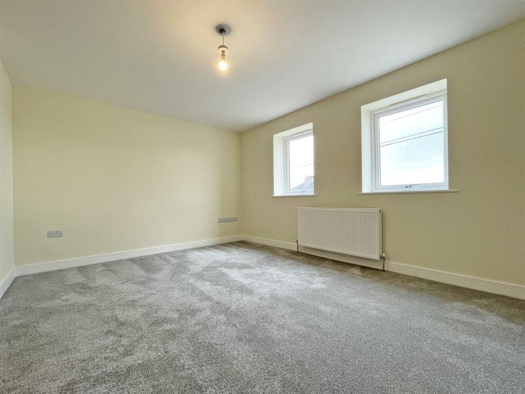 Sound View 4 - Lounge.jpg