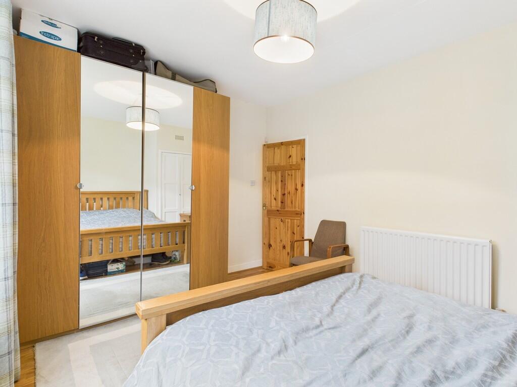 CAM05526G0-PR0054...