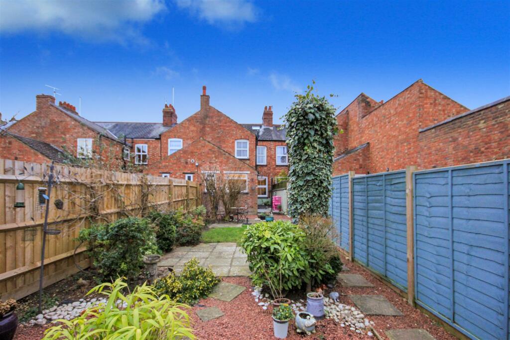 Rear of Garden.JPG