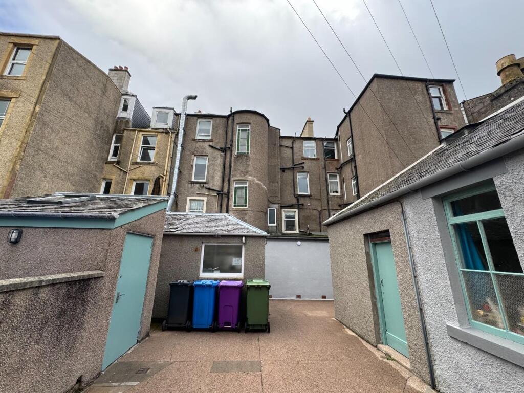 Communal access and gardens