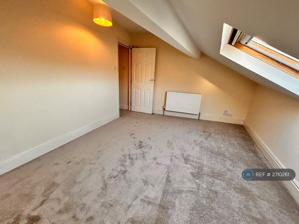 Double Bedroom 2