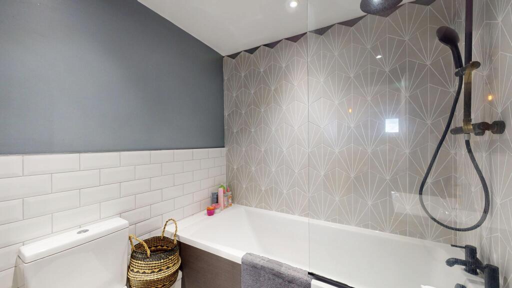 23-Broadfield-Way-06272025_145613