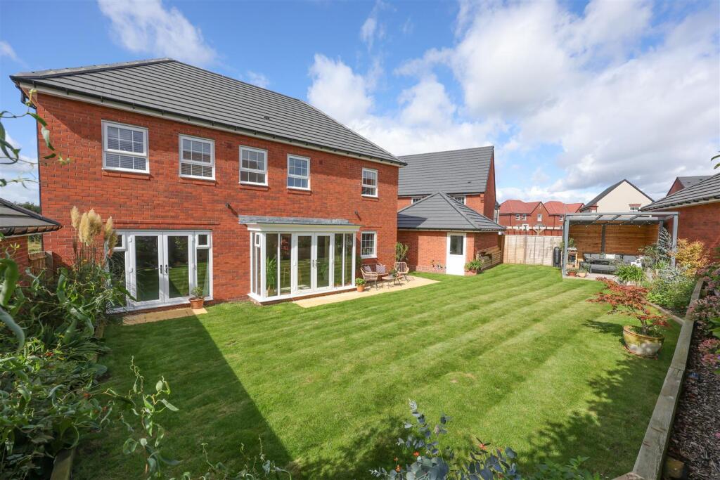 11 Pippen Drive 17.JPG