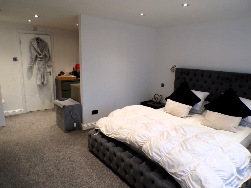 StansfieldSt55beddd1.JPG