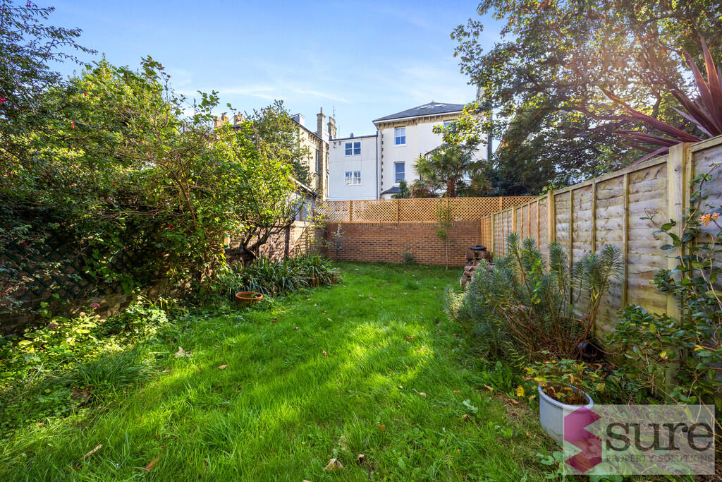 Albany Villas, 15...