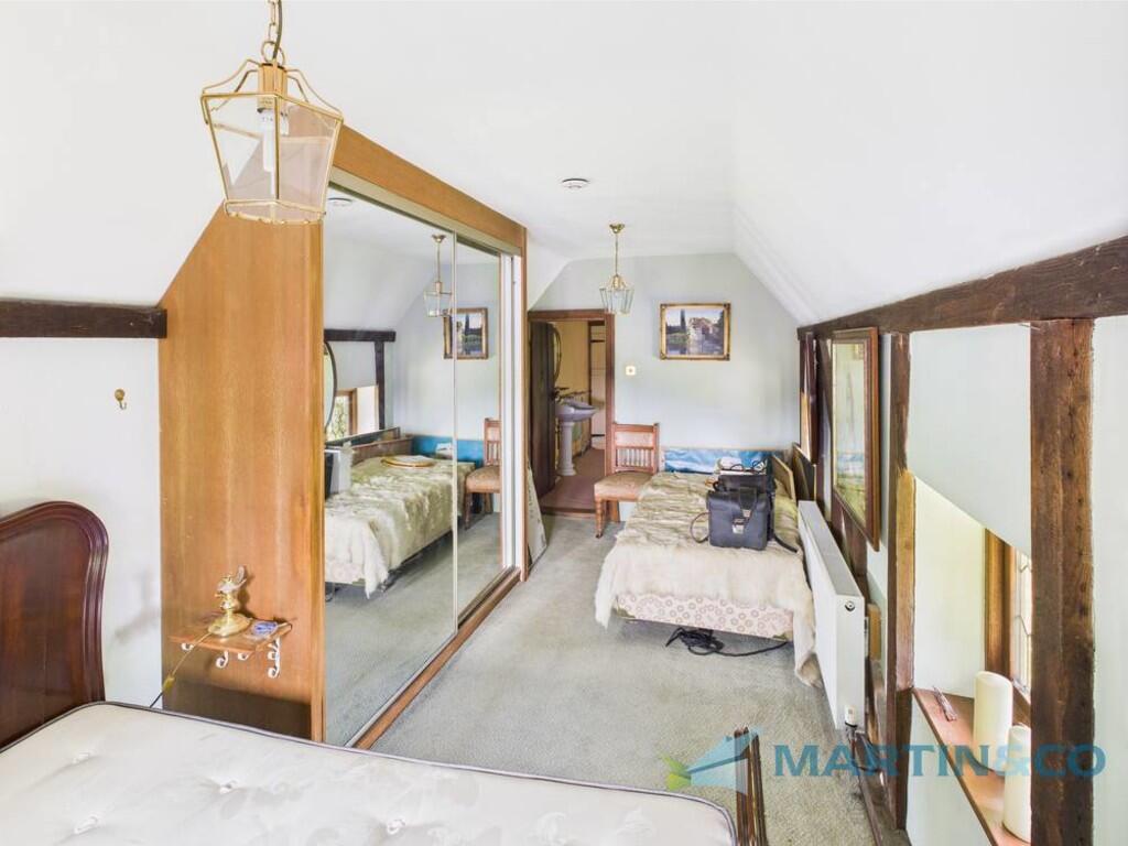 CAM02145G0-PR0061...