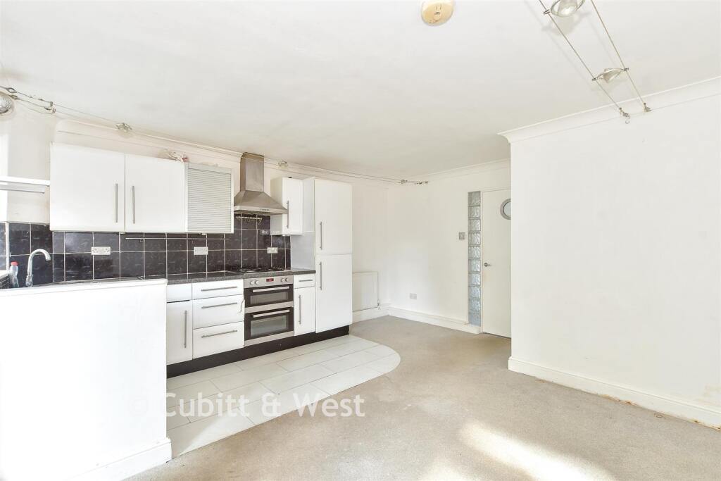 Kitchen/ Lounge/Diner