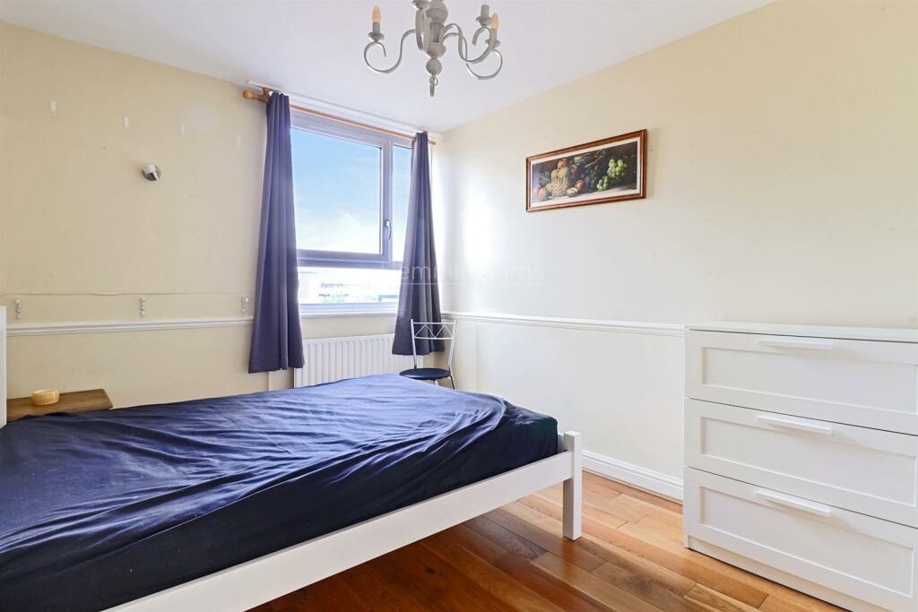 09-4b2579955 Am HMF 42 Laburnum Court, Laburnum St