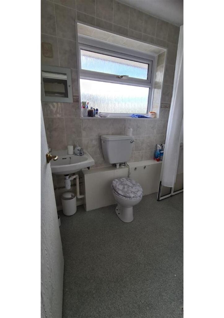 midterm 383 Meadway Rd 18.5.21-pages-16.jpg