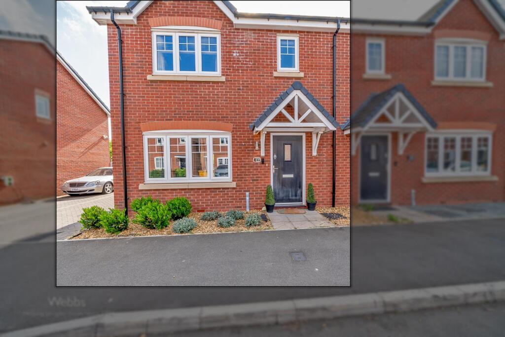 © Webbs Estate Agents © (30 of 33) copy.jpg