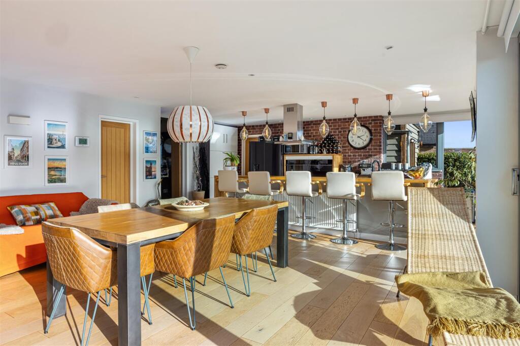 45 - 53 Dunstone Park Road Paignton.jpg