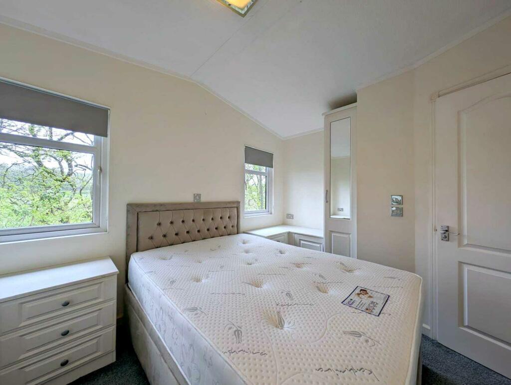 fc5ee0bf-2b81-4df1-b601-36c240ab3f33