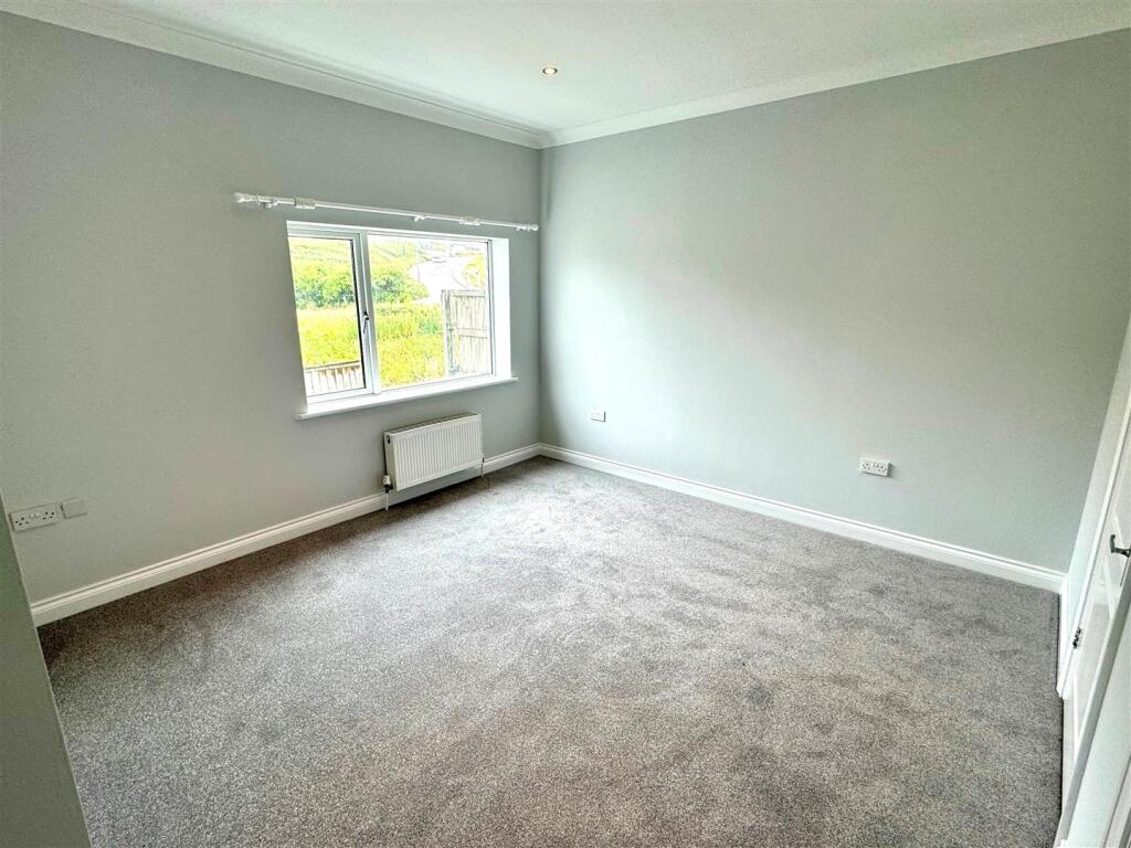 Flat 1, Compass Rose Bedroom 1