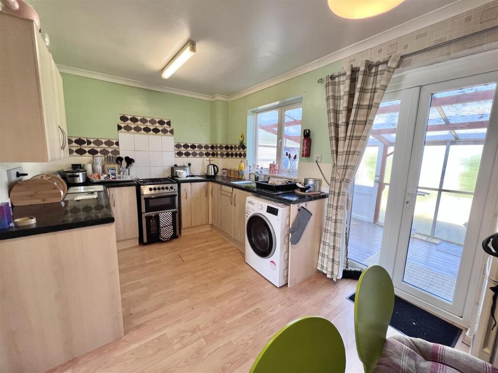 Kitchen/Dining Room