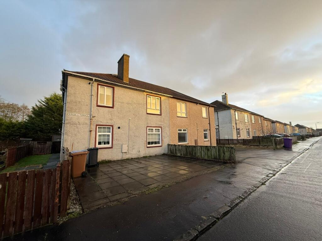 Ninians Terrace, Kilwinning, KA13