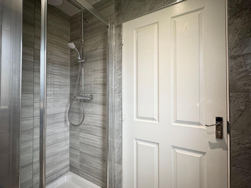 Master En-Suite