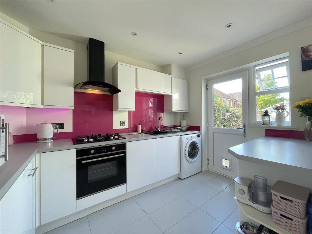 Kitchen (1).jpeg