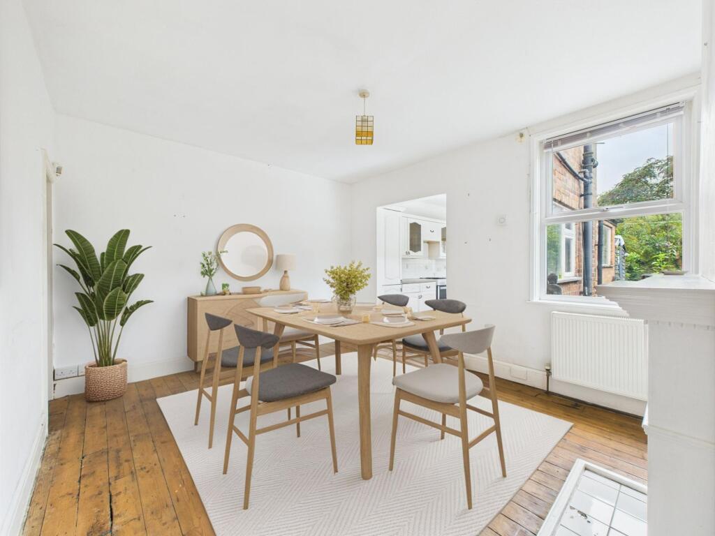 Dining Room (Virtually Furnished)