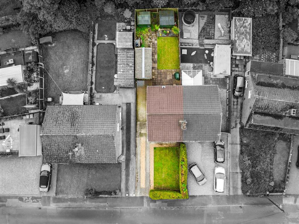 7 Woodview Close-05.jpg