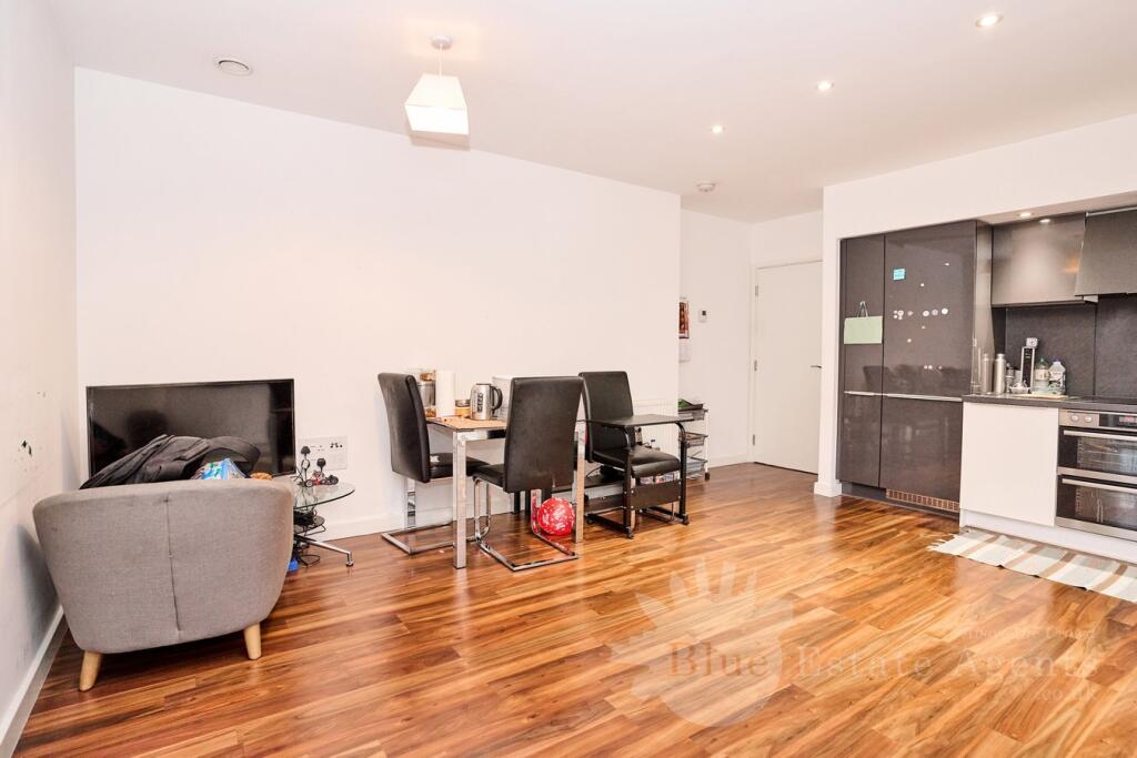 Open Plan Kitchen &amp; Lounge