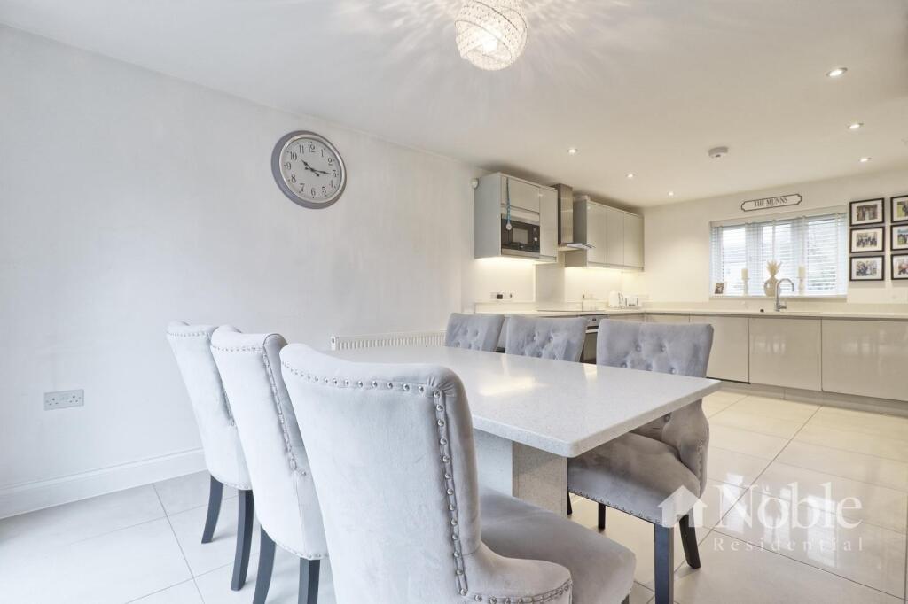 Open Plan Living/Kitchen/Dining Area