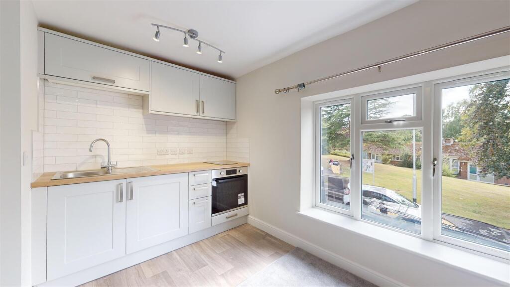 School Bank 2 - Flat 2 - Pontesbury - Kitchen.jpg