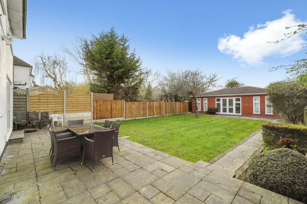74 Pebworth Road - uLa4GHTKCFIR9AkKuH0w.jpg