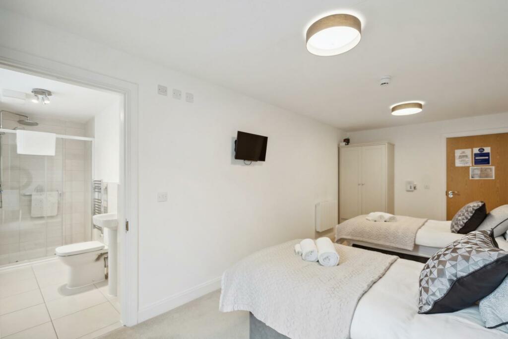 Guest/Visitor Suite