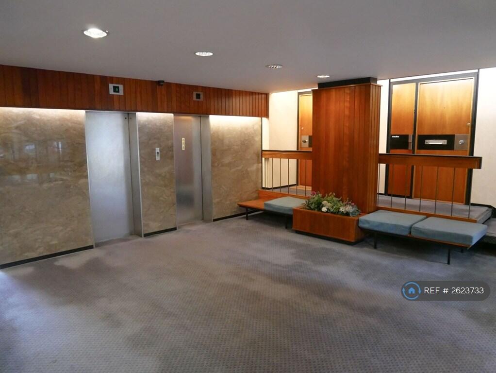 Building Entrance Lobby