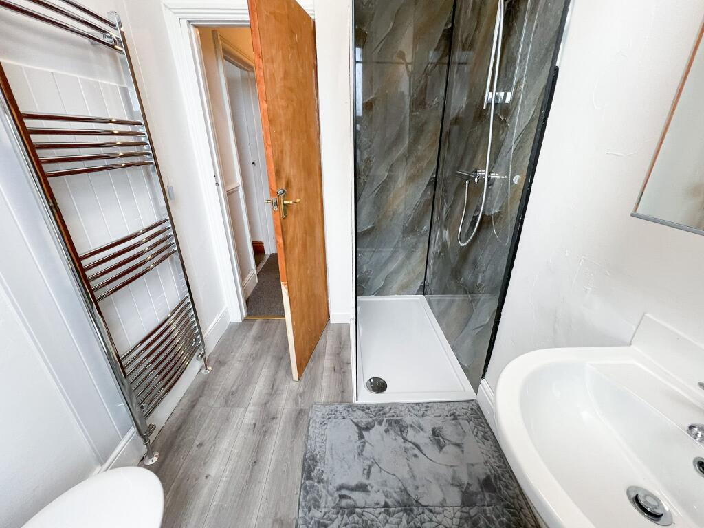 Upstairs Bath.jpg