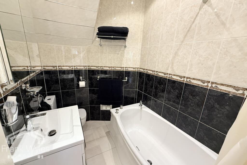 Photo 08-04-2025, 13 26 10