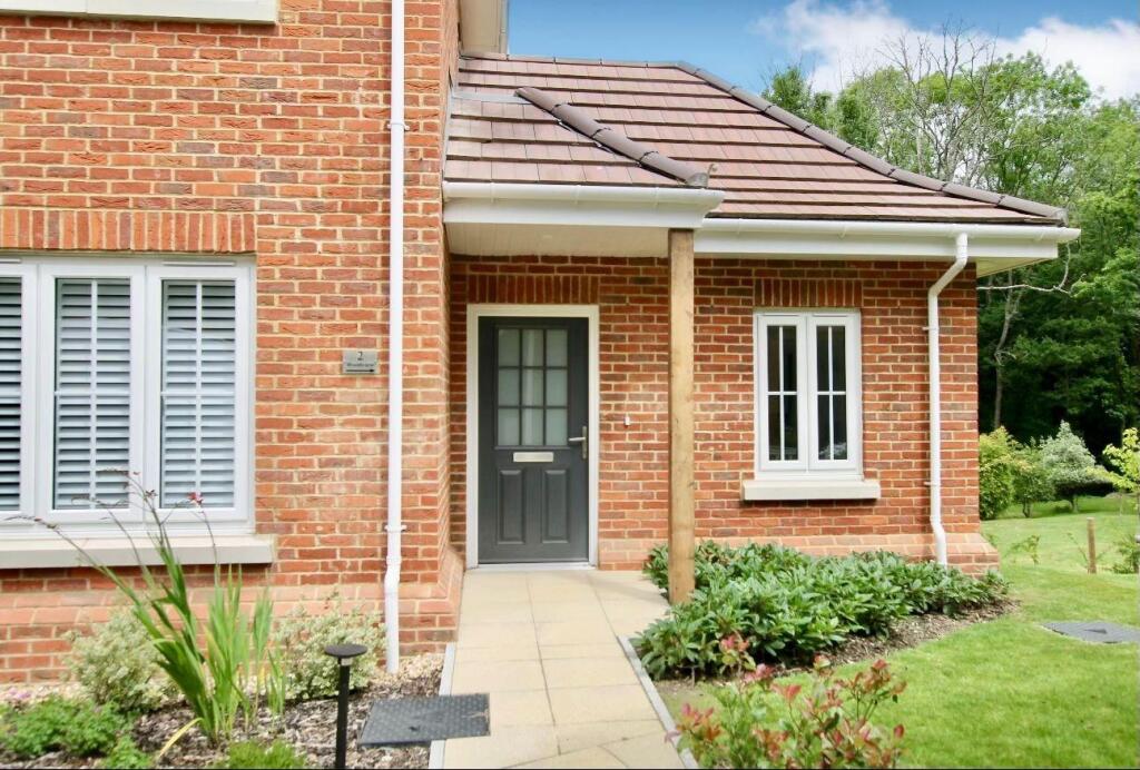 2 Woodview Front.JPG