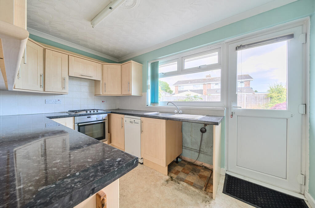 11-6823651157caa-...