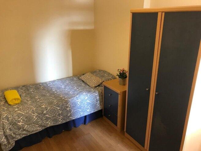 brondesbury-park-nw6-7ay-981740