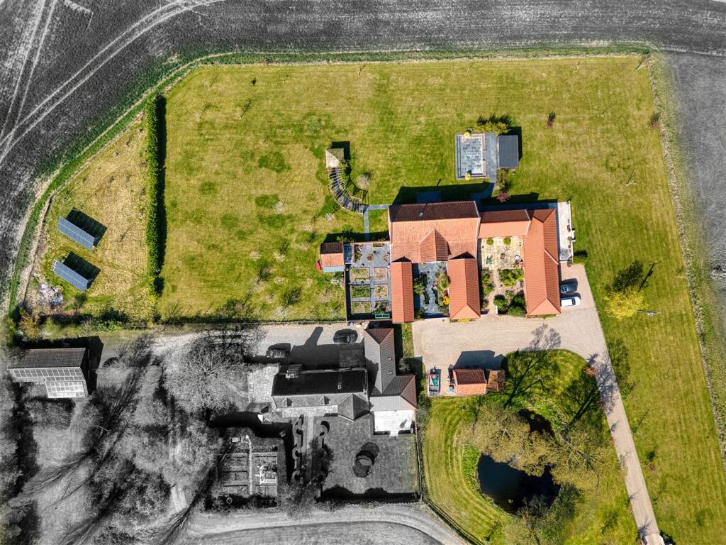 Ilketshall St Andrew, NR34 8NS (15).jpg