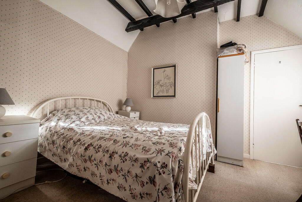 4 Station Road - ...