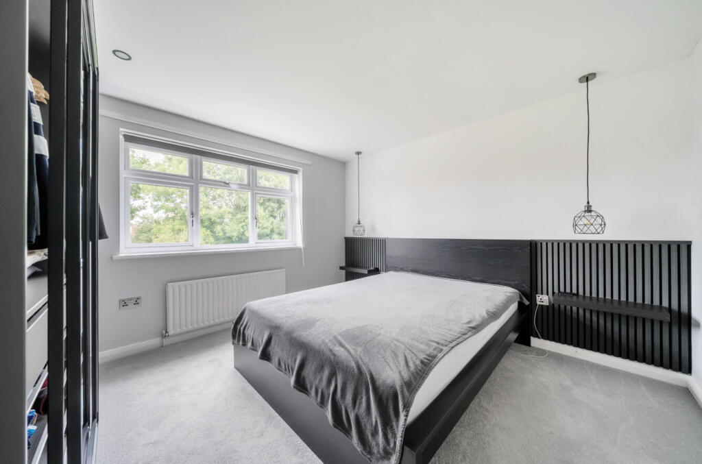 1331205-5-6888c72...