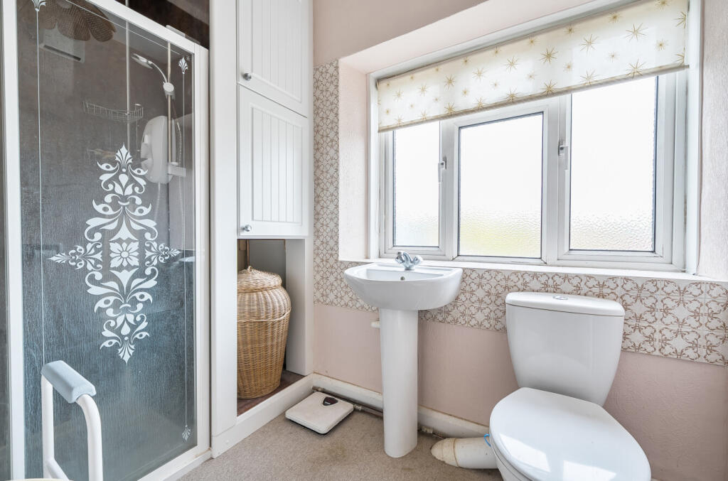 1370814-23-68f783...